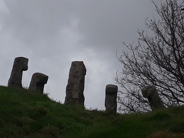 Histoire et Légendes du Cromlech des 7 Bonnettes